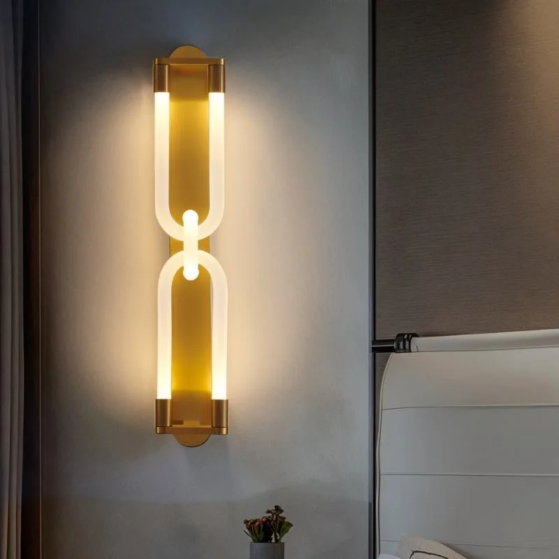 Sconce - Style Wall Lamps for a Classic and Elegant Look in HallwaysSconce - Style Wall Lamps for a Classic and Elegant Look in HallwaysCoretta Wall Lamp