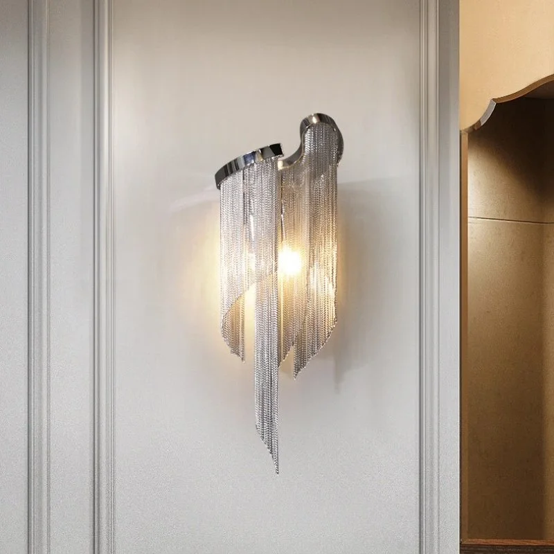 Sconce - Style Wall Lamps for a Classic and Elegant Look in HallwaysSconce - Style Wall Lamps for a Classic and Elegant Look in HallwaysVelvetia Wall Lamp