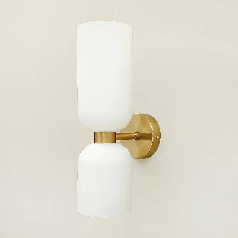 Wall Lamps with a Matte Gold Finish for a Touch of LuxuryWall Lamps with a Matte Gold Finish for a Touch of LuxuryWall Lamp